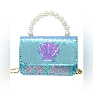 Shiny Seashell Pearl Handle Purse